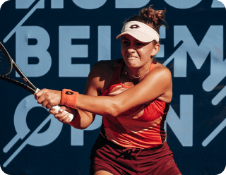 💬 Access to a private chat with Daniela and the team